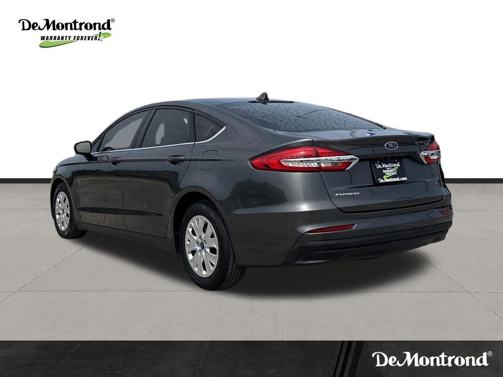 2020 Ford Fusion S - 6
