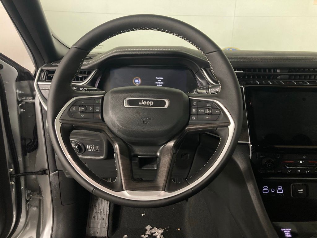 New 2025 Silver Jeep Limited image 7
