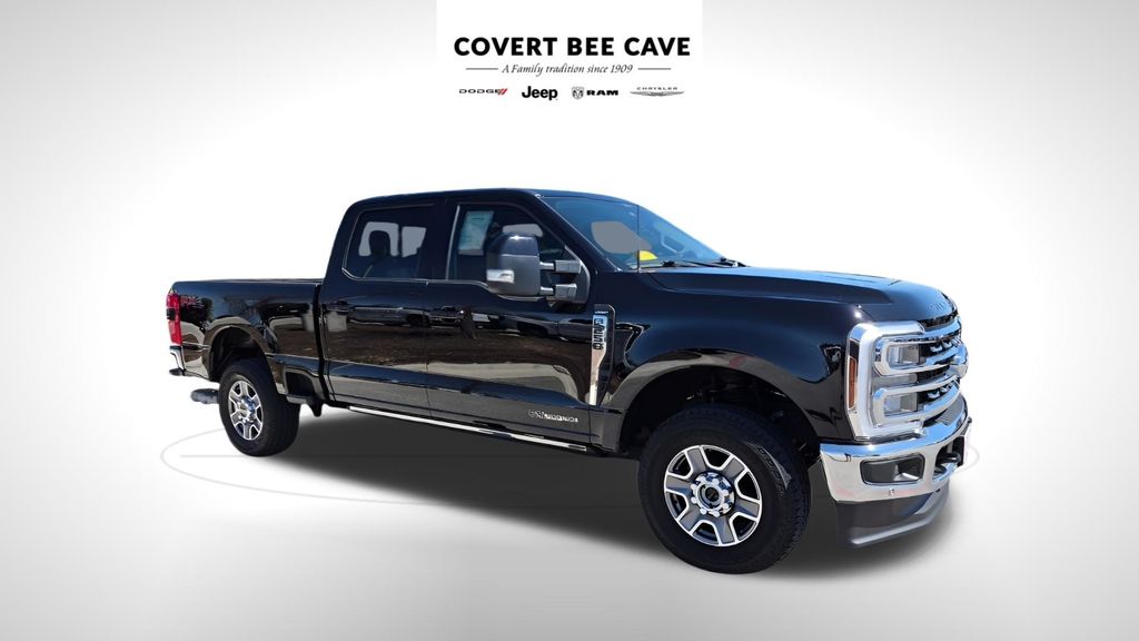 Black Metallic 2024 Ford F-250 Super Duty Lariat Crew Cab 4WD Pickup Truck Four-Wheel Drive Automatic