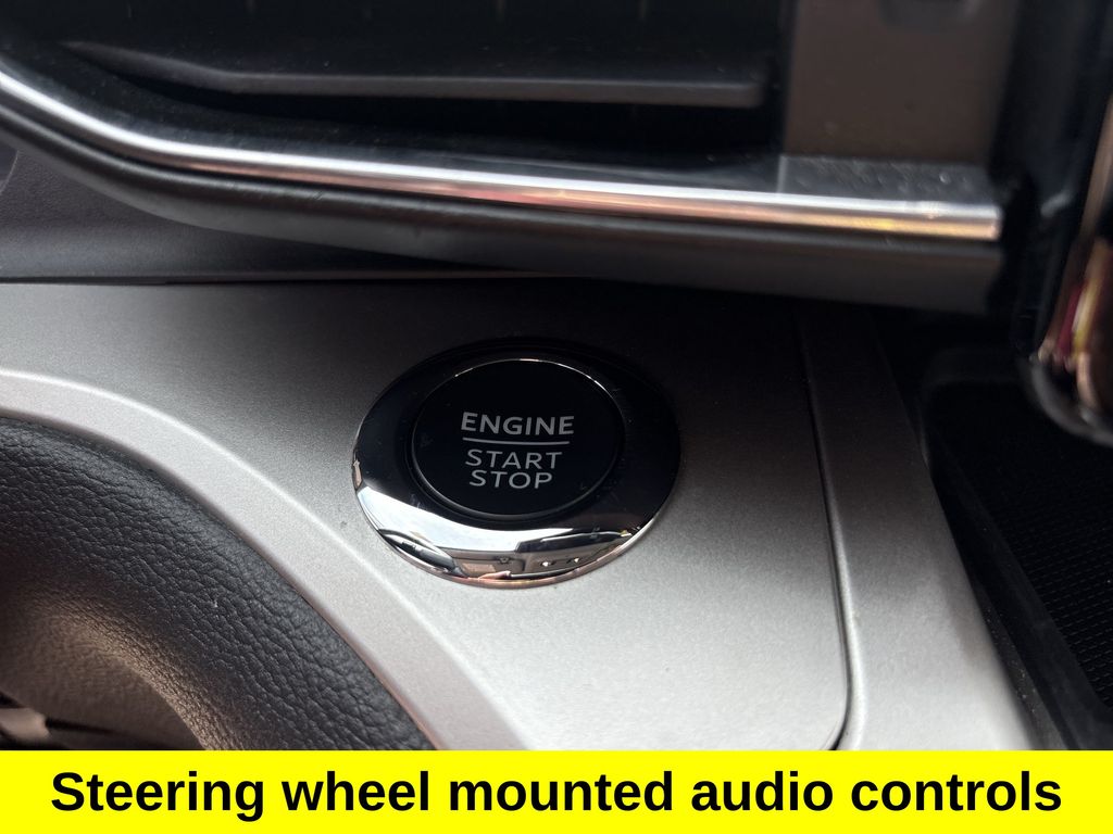 2022 Ford Explorer XLT photo