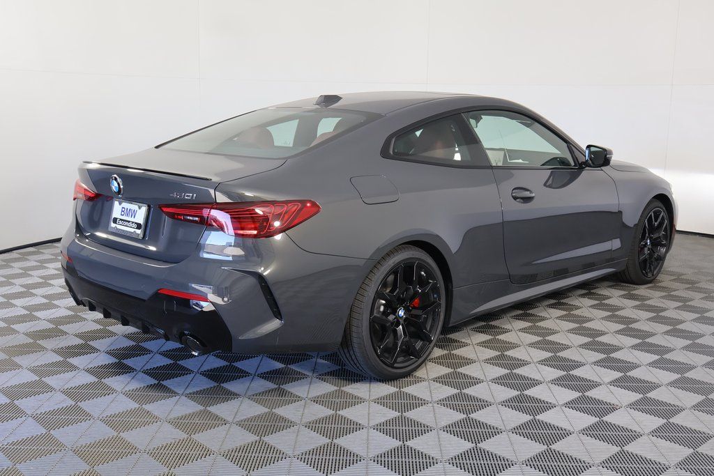 Thumbnail: 2026 BMW 4 Series - 2