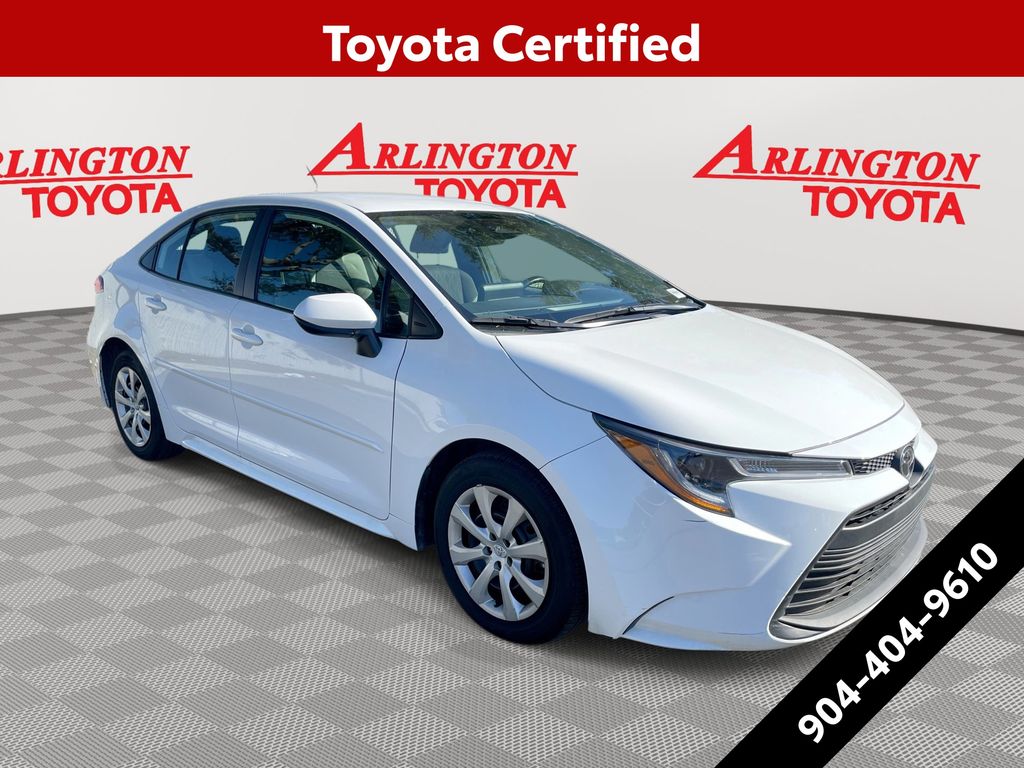 2025 Toyota Corolla LE FWD
