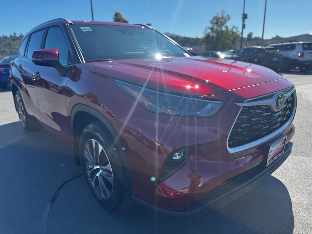 New 2026 Toyota Highlander SUV
