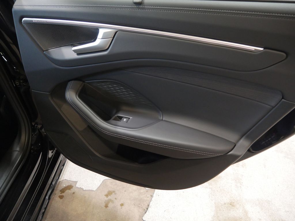 Thumbnail: 2026 Audi A6 - 24