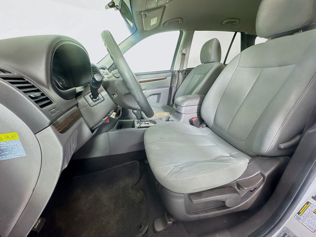 Used Car 2011 Hyundai Santa Fe  Gls For Sale Under $10,000 In Austin, Texas