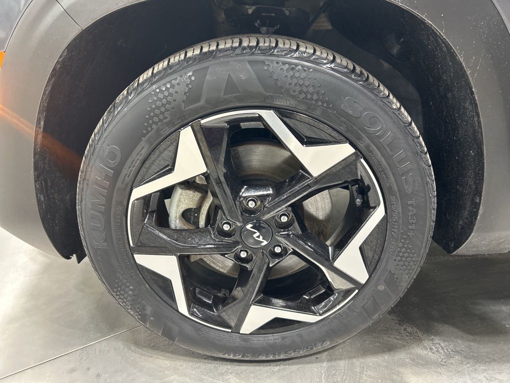 used 2024 Kia Seltos car, priced at $23,794