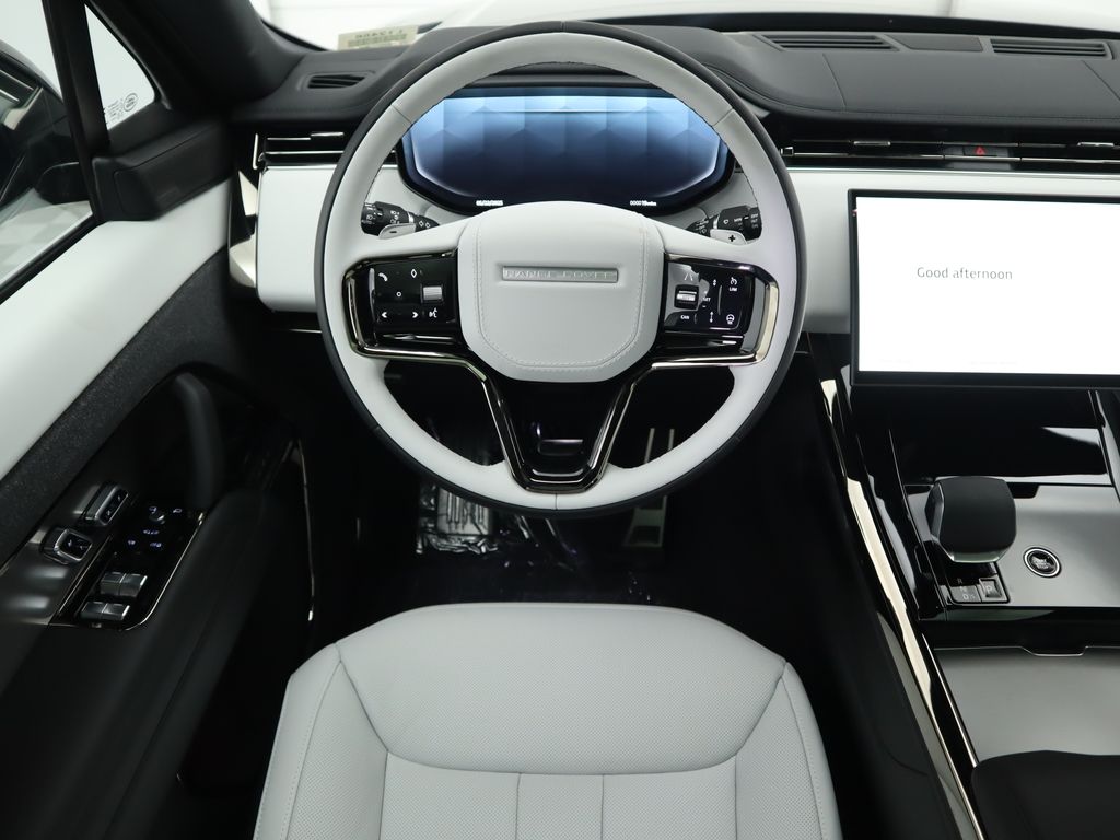 Thumbnail: 2025 Land Rover Range Rover Sport - 11