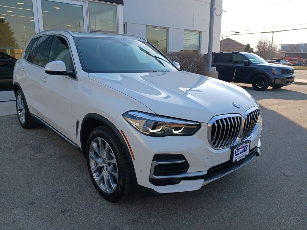 2022 BMW X5 xDrive40i AWD