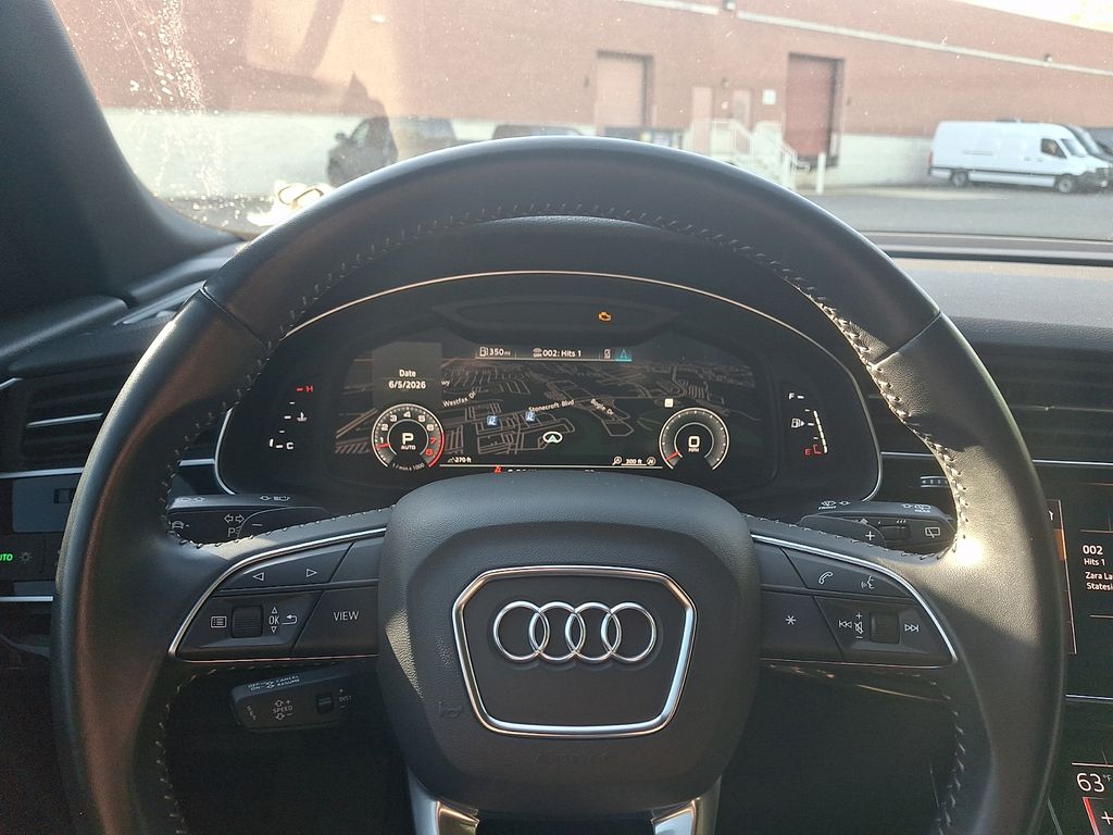Thumbnail: 2019 Audi Q8 - 20