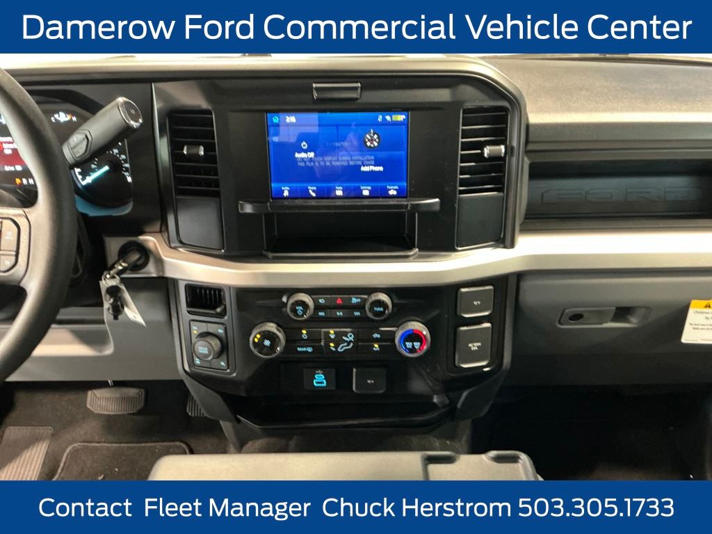 2025 Ford F-350SD  photo