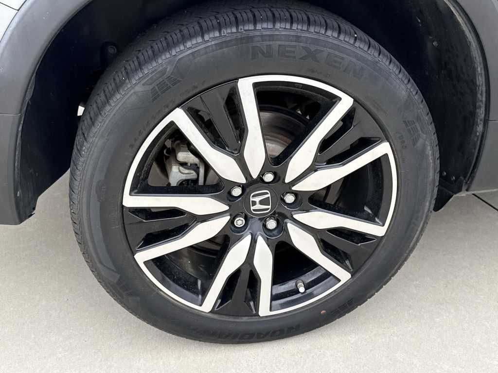 Thumbnail: 2019 Honda Pilot - 31