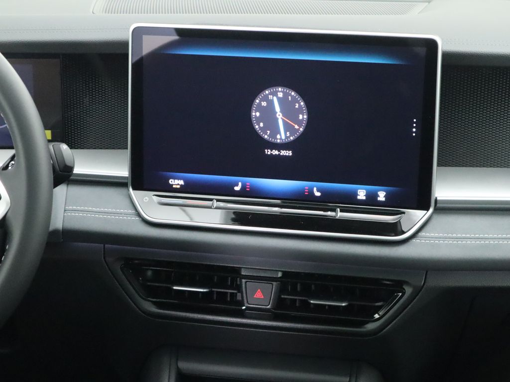 Thumbnail: 2026 Volkswagen Tiguan - 14