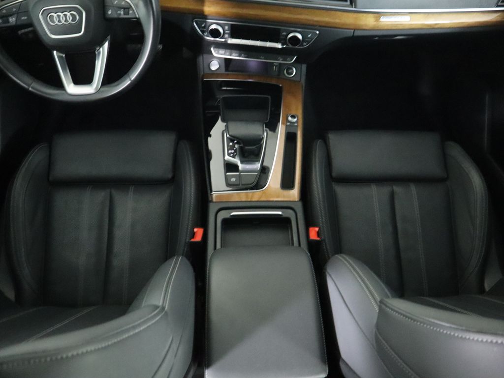 Thumbnail: 2022 Audi Q5 - 16