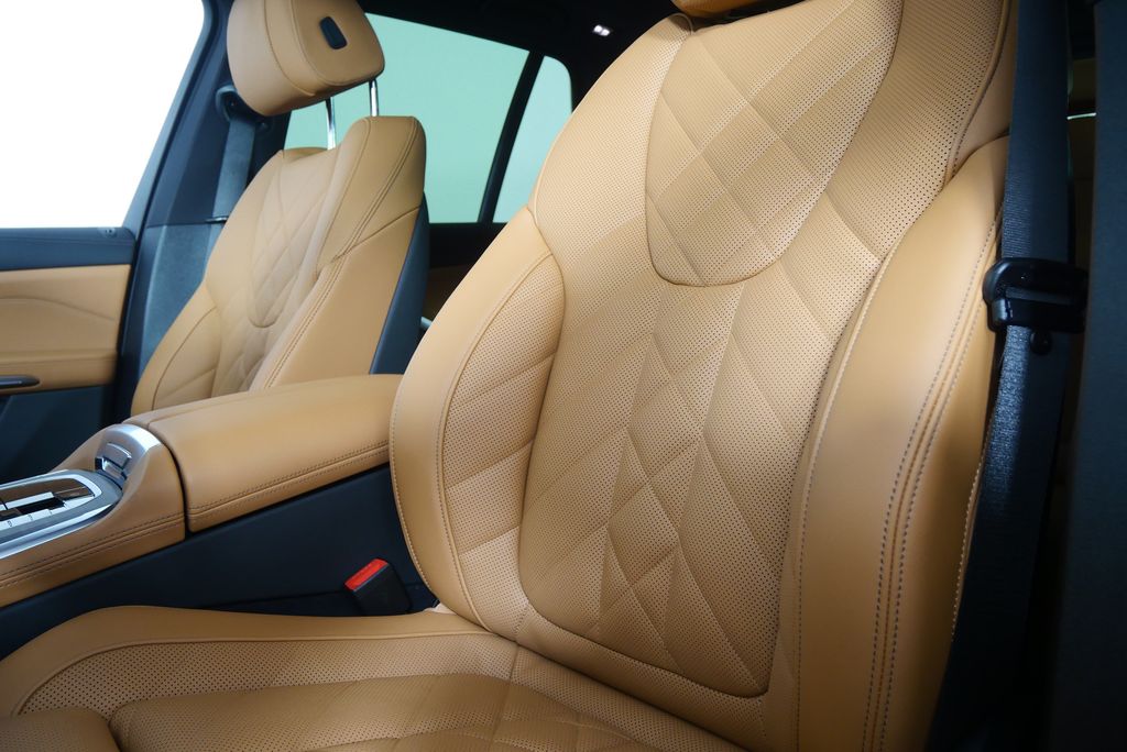 Thumbnail: 2026 BMW X5 - 10