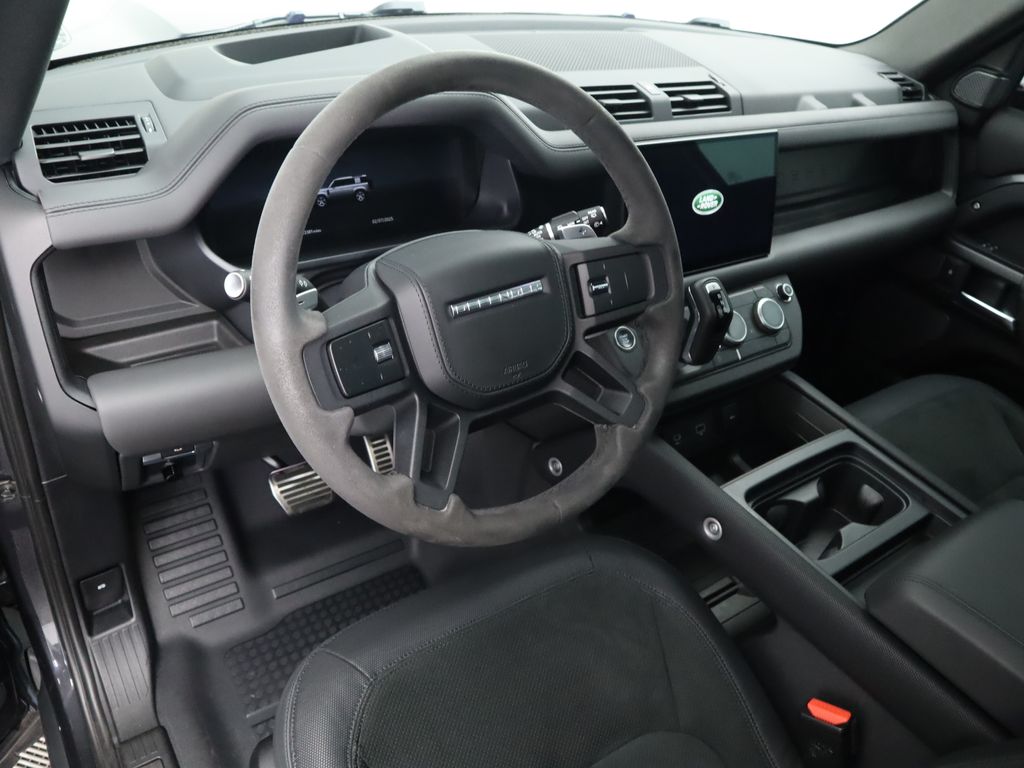 Thumbnail: 2023 Land Rover Defender - 9
