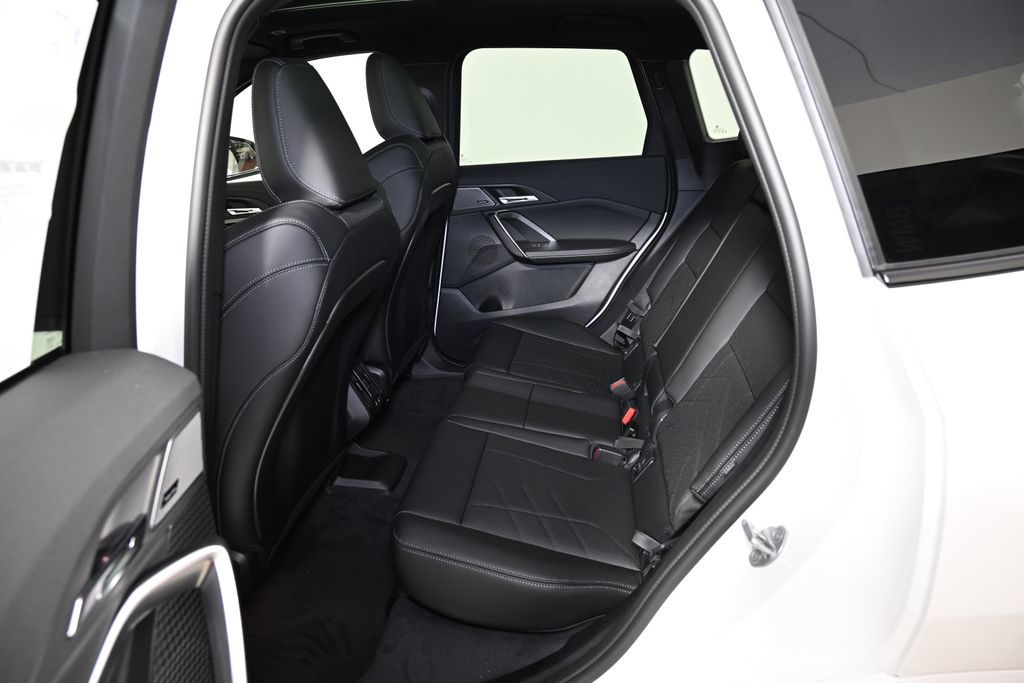 Thumbnail: 2026 BMW X1 - 24