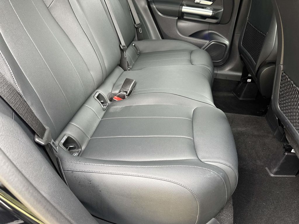 Thumbnail: 2025 Mercedes-Benz GLA - 26