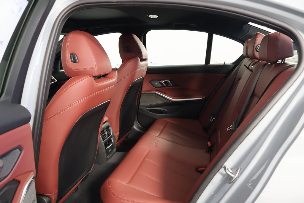 Thumbnail: 2026 BMW 3 Series - 6
