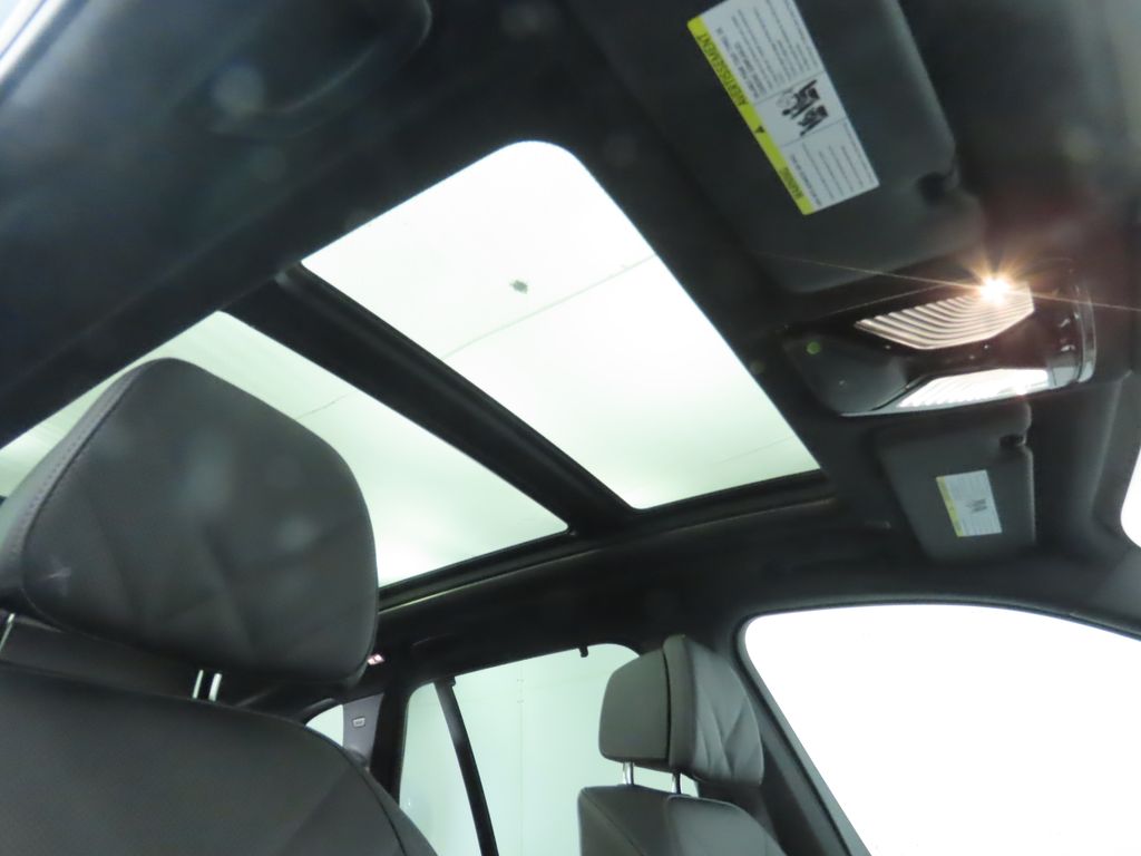 Thumbnail: 2026 BMW X5 - 19