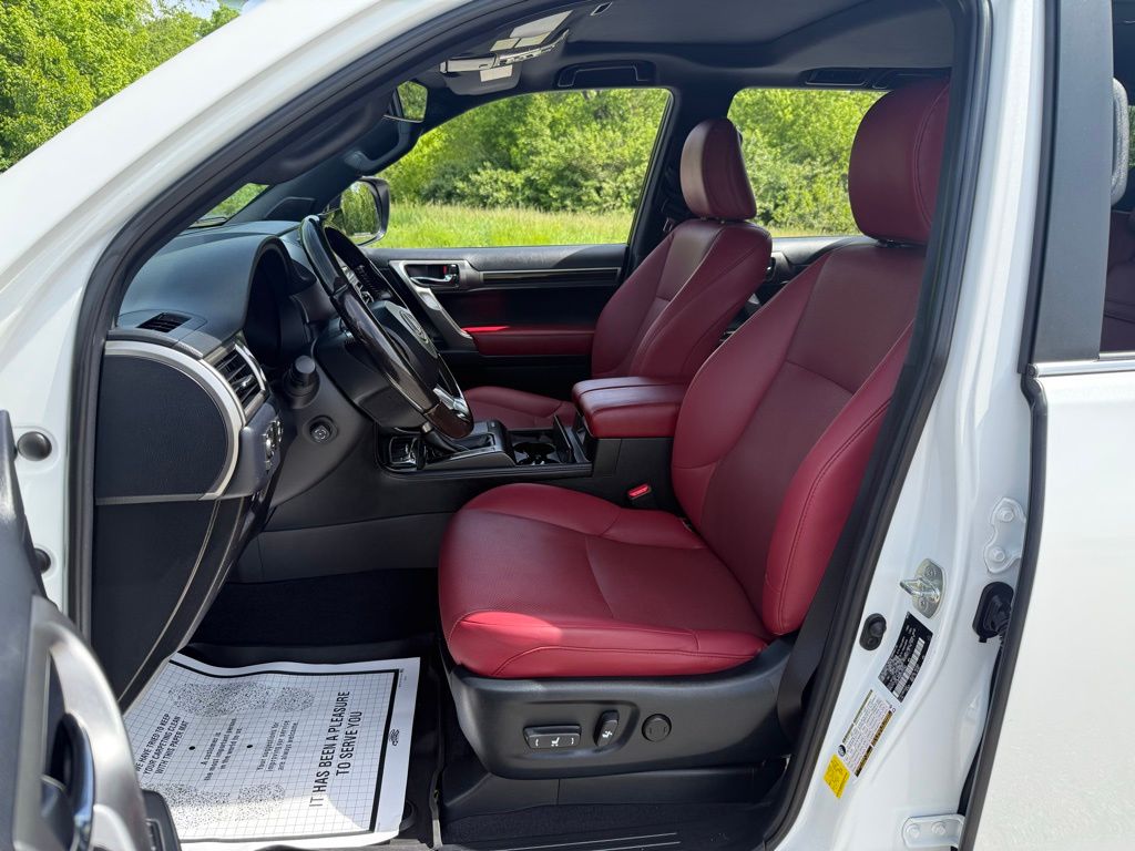 2023 Lexus GX PREMIUM - Photo 10