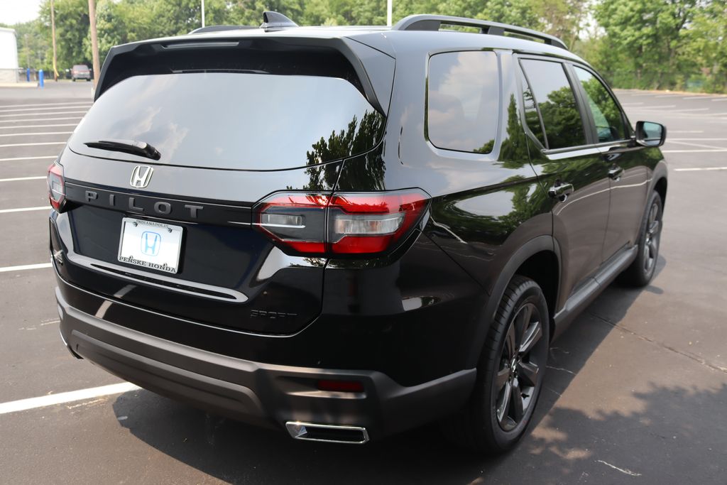 2025 Honda Pilot Sport 5