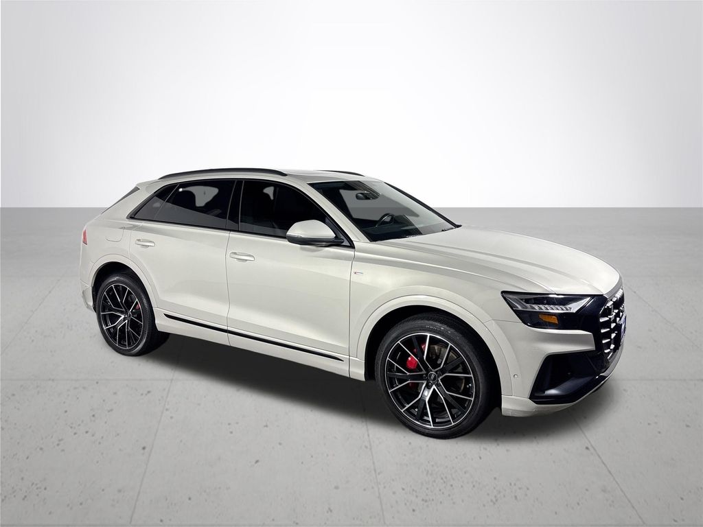 2023 Audi Q8 55 Premium Plus