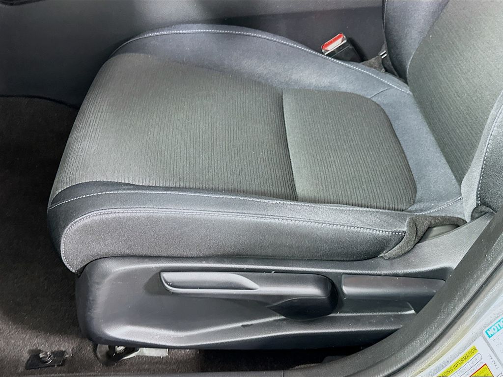 Thumbnail: 2020 Honda Insight - 19