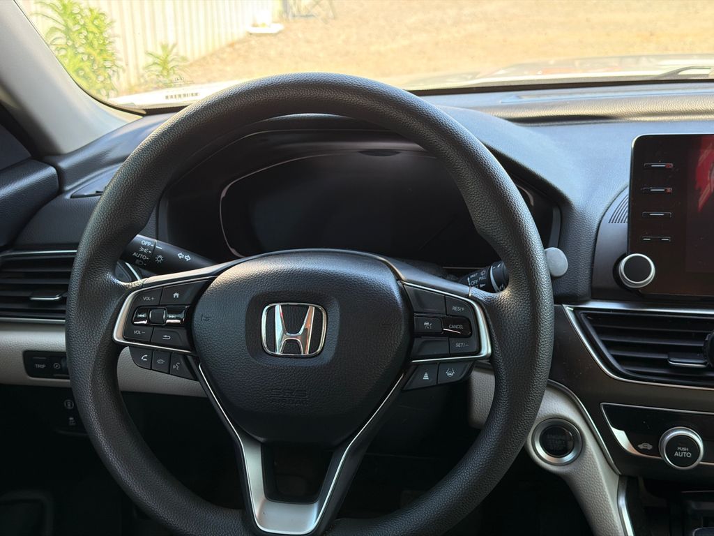 Used 2022 White Honda LX image 18