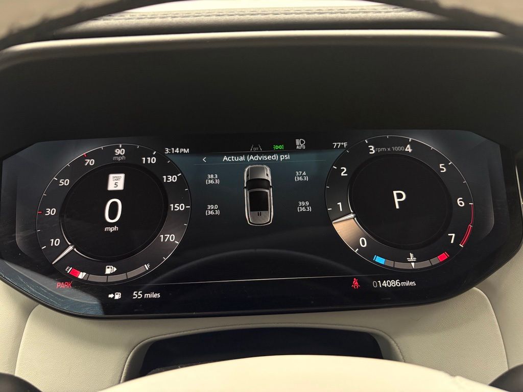 Thumbnail: 2024 Land Rover Range Rover Sport - 14