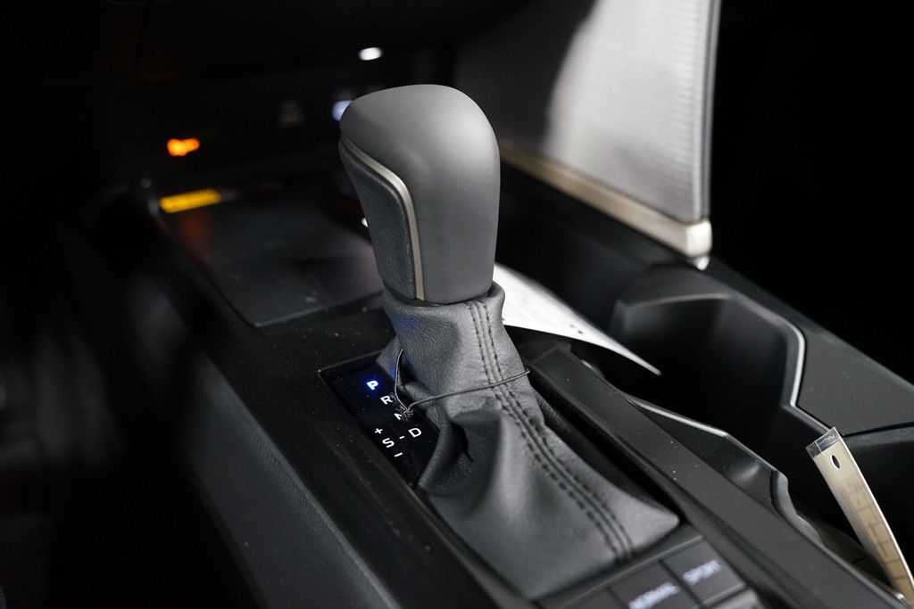 Thumbnail: 2026 Toyota Camry - 22