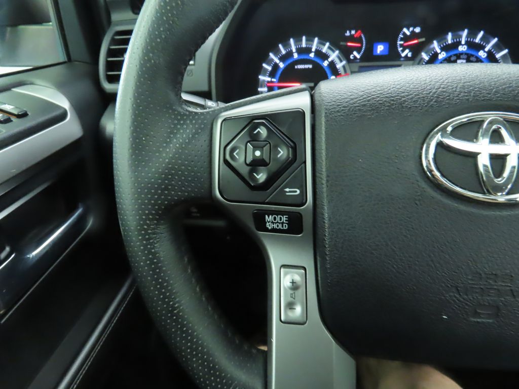 2018 Toyota 4Runner SR5 11