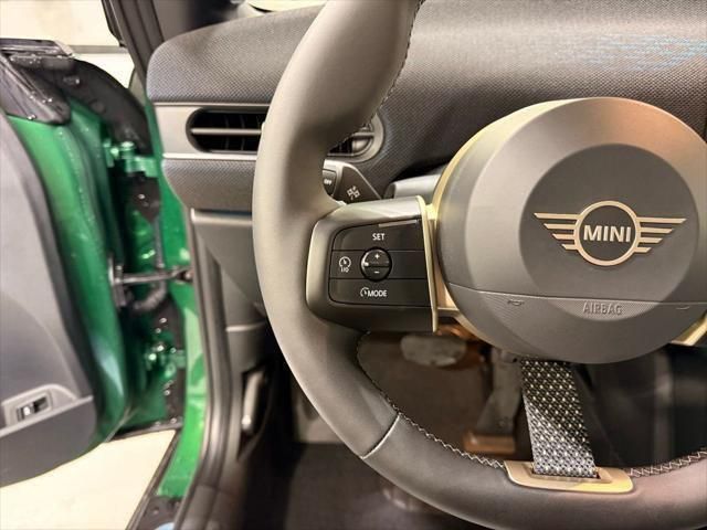 Thumbnail: 2026 MINI Cooper - 13