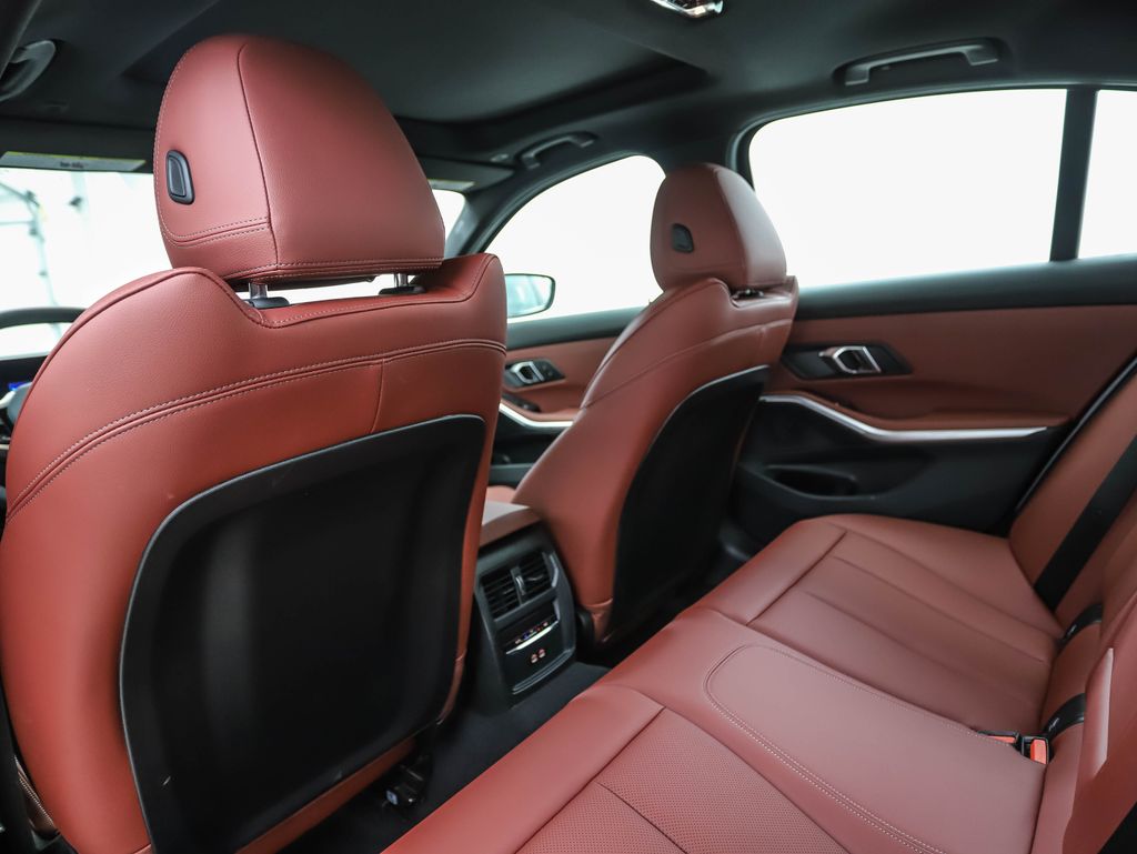 Thumbnail: 2025 BMW 3 Series - 20