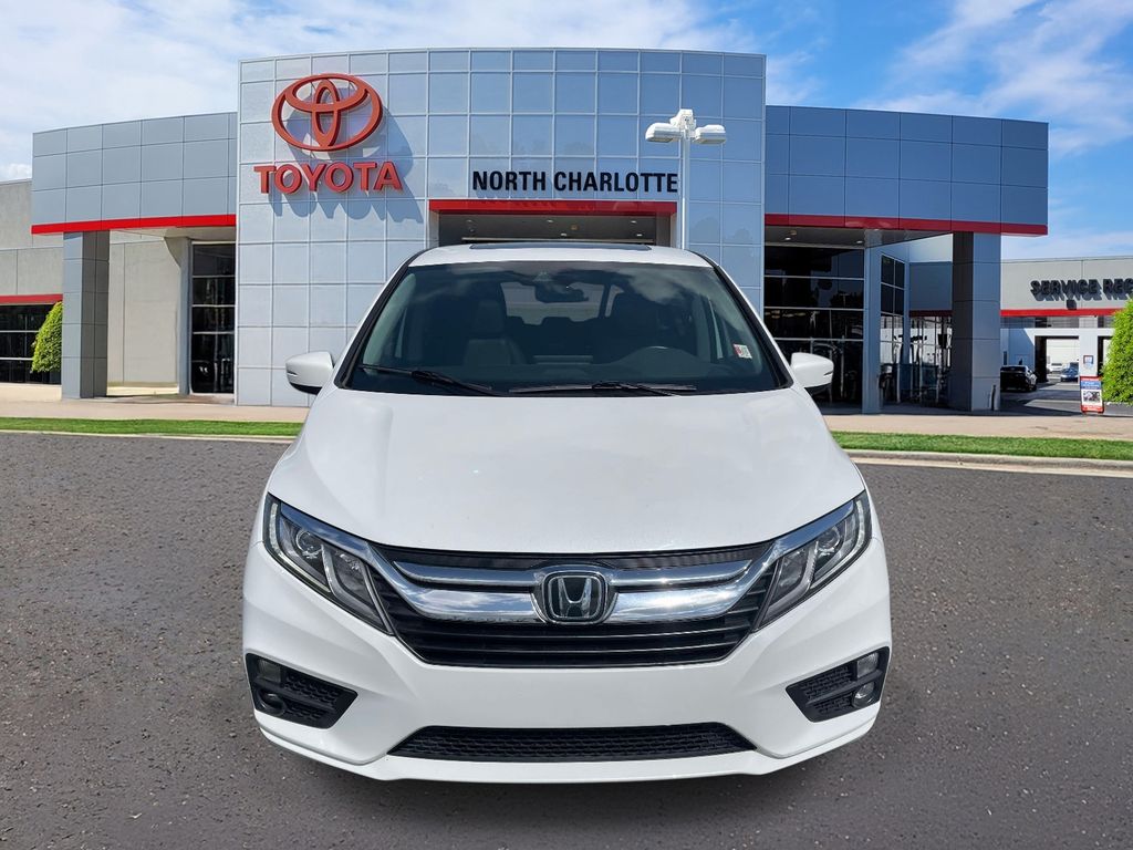 View vehicle photo 3