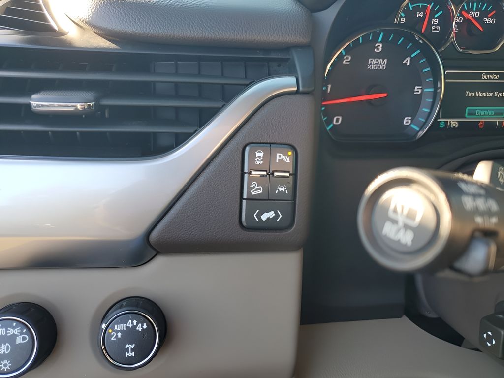 Used Car 2019 Chevrolet Suburban  Lt For Sale Under $30,000 In Austin, Texas