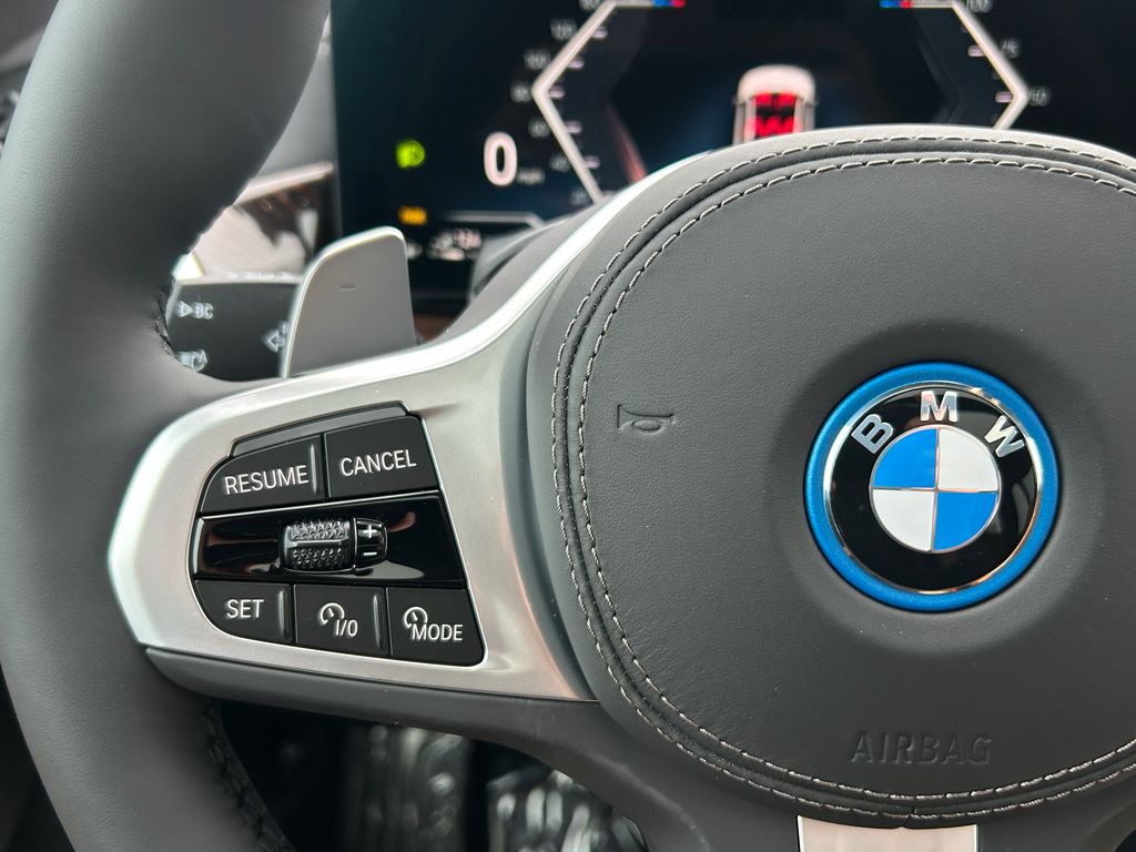 Thumbnail: 2026 BMW X5 - 19