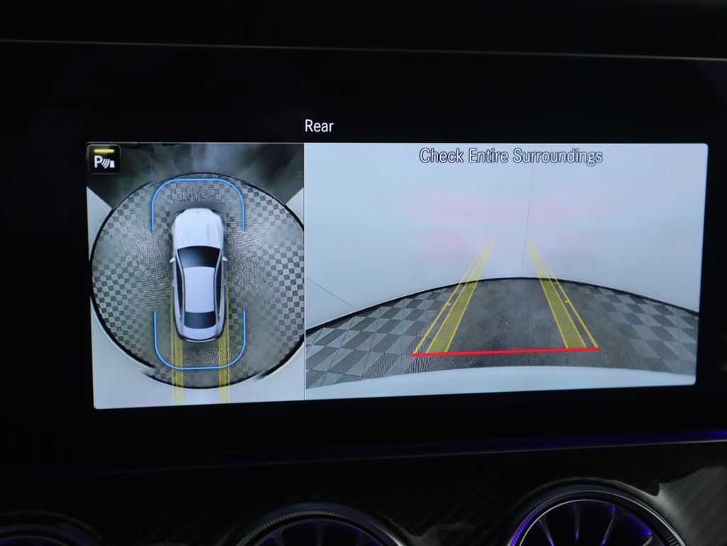 Thumbnail: 2022 Mercedes-Benz E-Class - 16