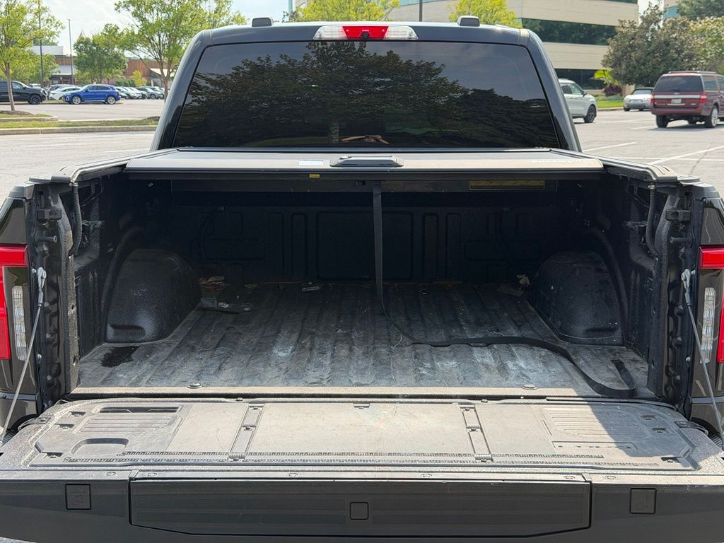 2024 Ford F-150 Lightning Flash