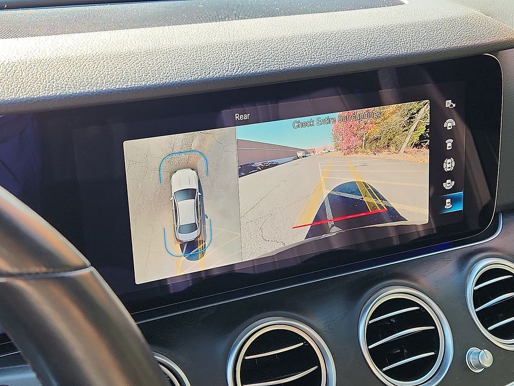 Thumbnail: 2023 Mercedes-Benz E-Class - 19