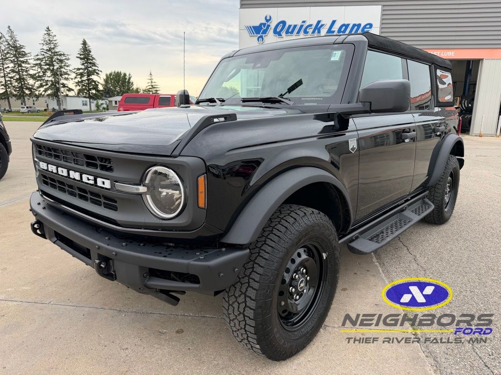 Shadow Black 2026 Ford Bronco SUV / Crossover Four-Wheel Drive Automatic