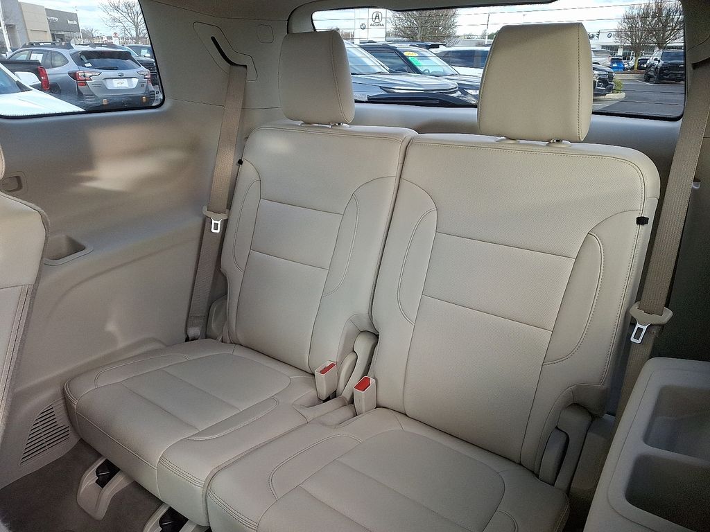 Thumbnail: 2021 GMC Acadia - 11