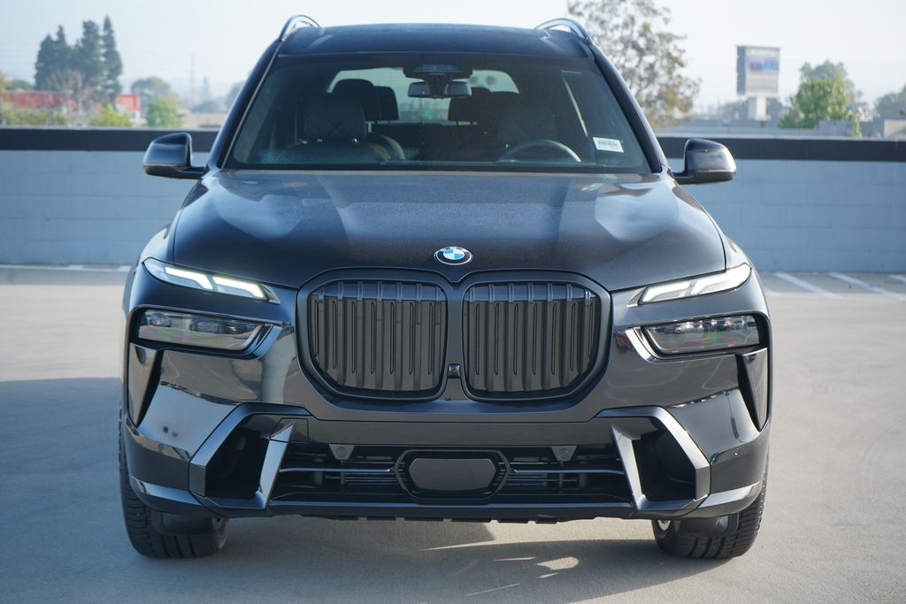 Thumbnail: 2026 BMW X7 - 2