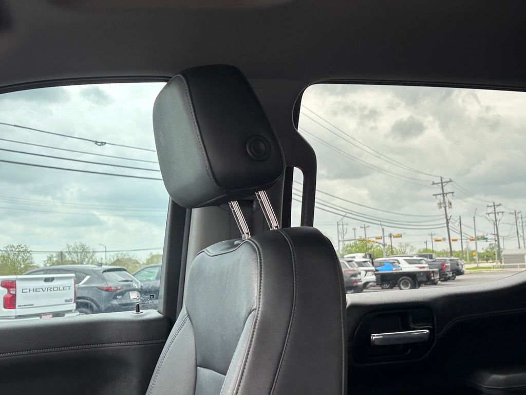 Used Car 2021 Chevrolet Silverado 1500  Lt Trail Boss For Sale Under $50,000 In Austin, Texas