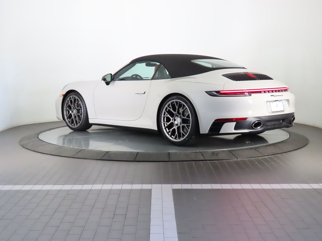 2024 Porsche 911 Carrera S 3