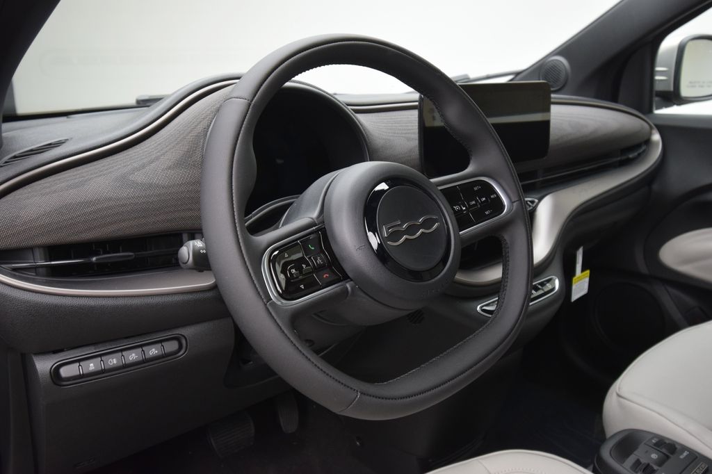 new 2025 FIAT 500e car, priced at $35,245