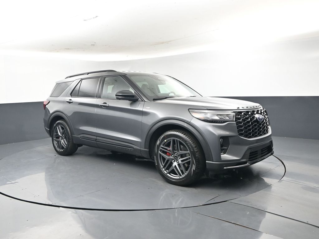 Carbonized Gray Metallic 2026 Ford Explorer SUV / Crossover Rear-Wheel Drive Automatic