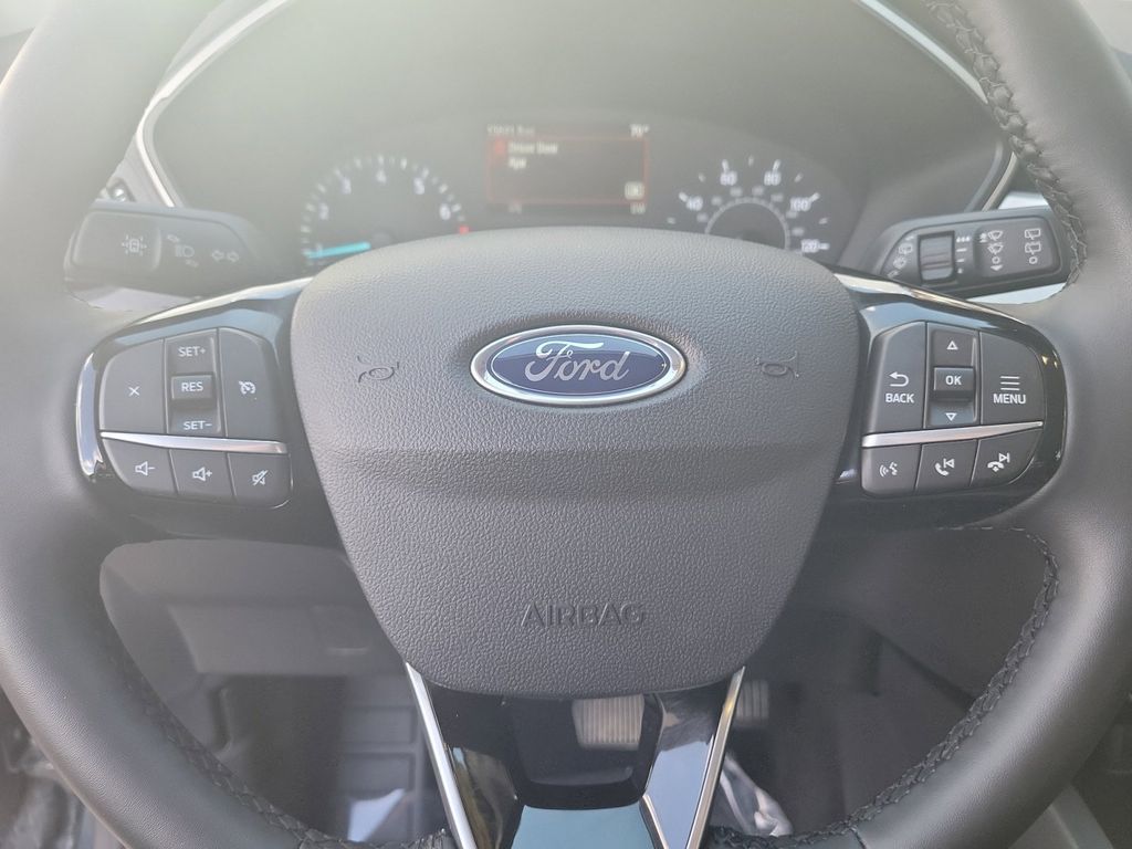 2022 Ford Escape SEL 19