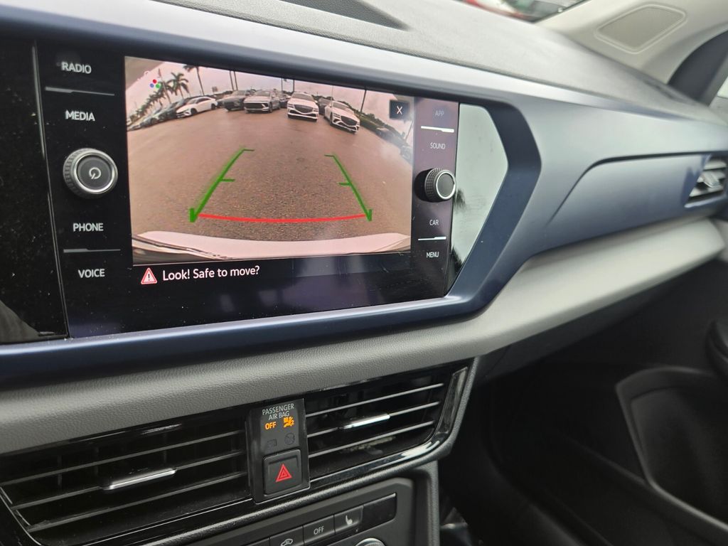 2022 Volkswagen Taos - $17,900