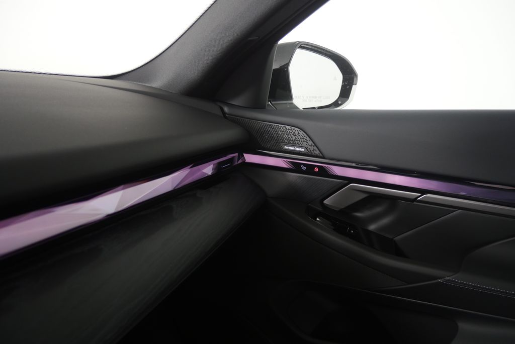 Thumbnail: 2026 BMW i5 - 23