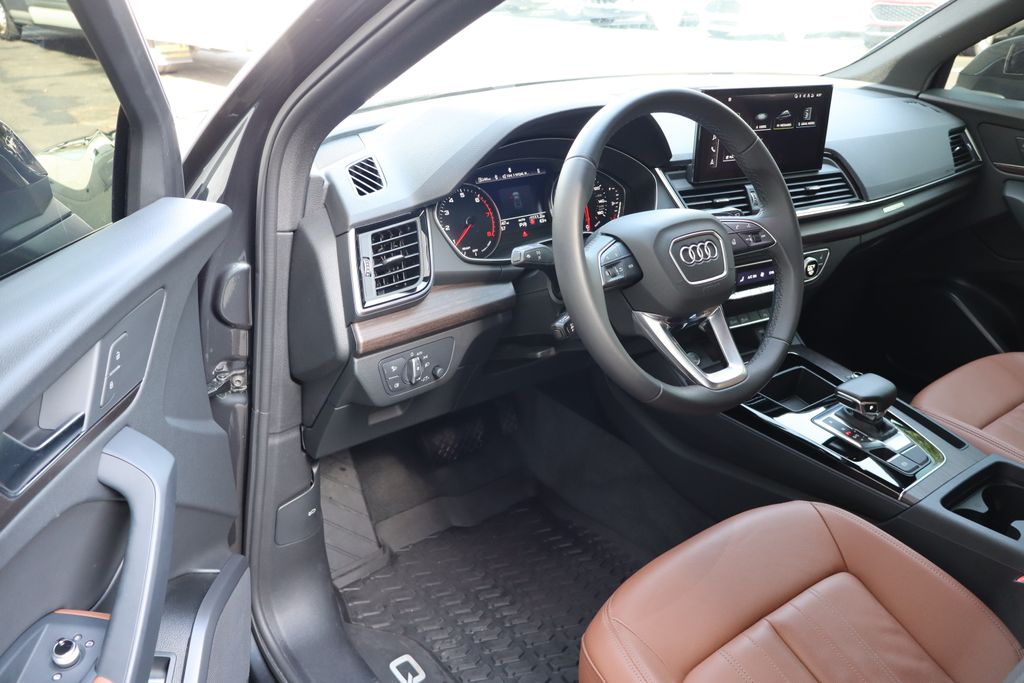 used 2025 Audi Q5 car, priced at $40,750
